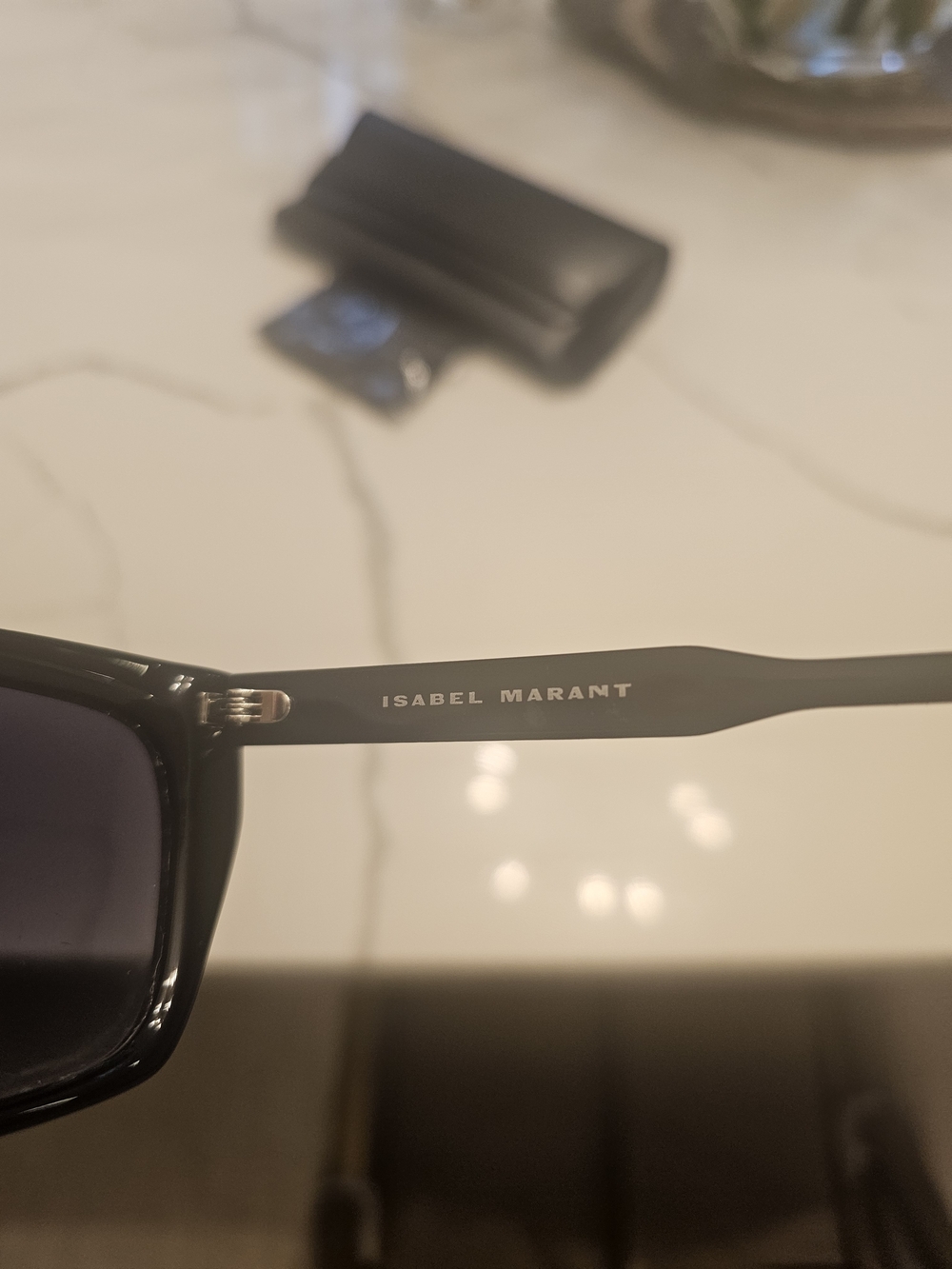 Isabel Marant Black Oversized Cat-Eye Sunglasses - Picture 3 of 4